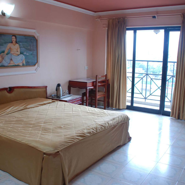 Hotel Rutugandh Heritage  Pulachi Wadi, Deccan Gymkhana | Executive Non AC room