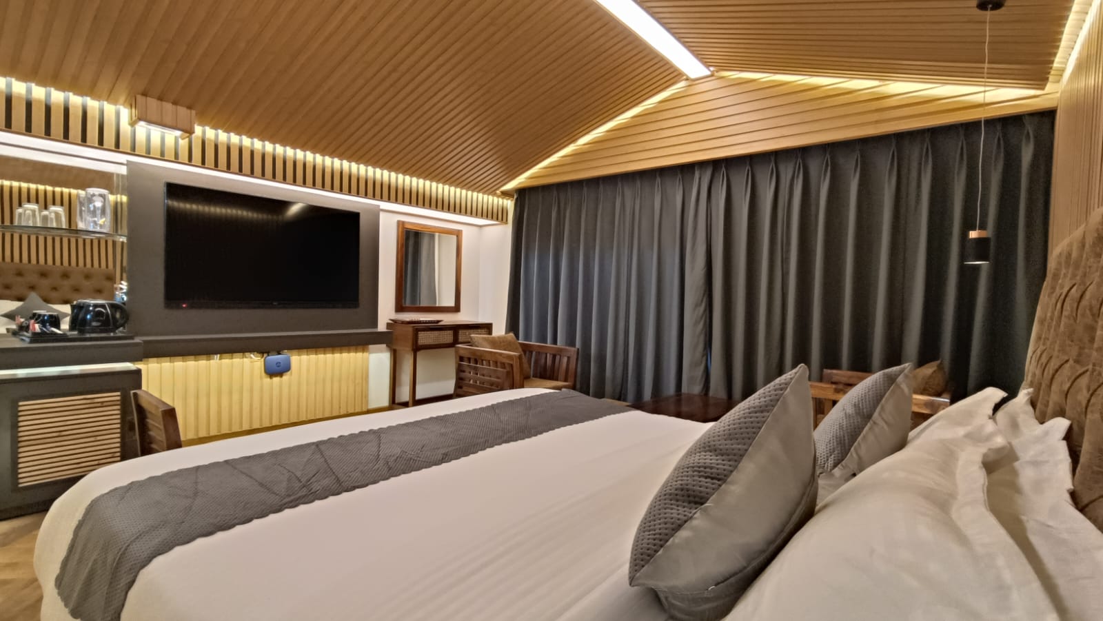 1 x Superior No view All weather AC Only for couple 
