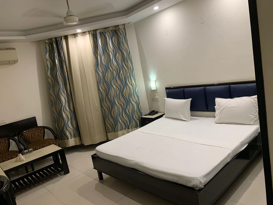 1 x Standard Room