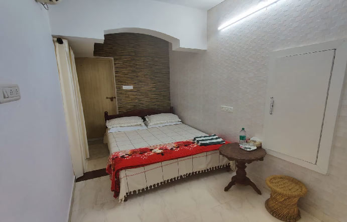 1 x Budget Double Room 