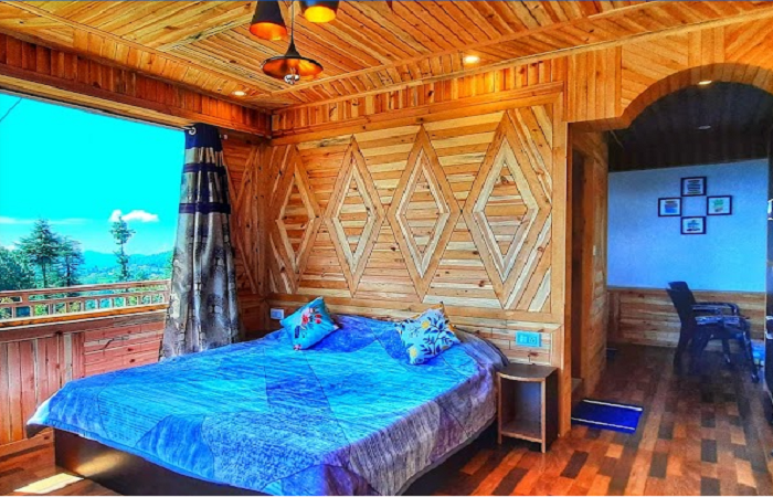 1 x DELUXE ROOM