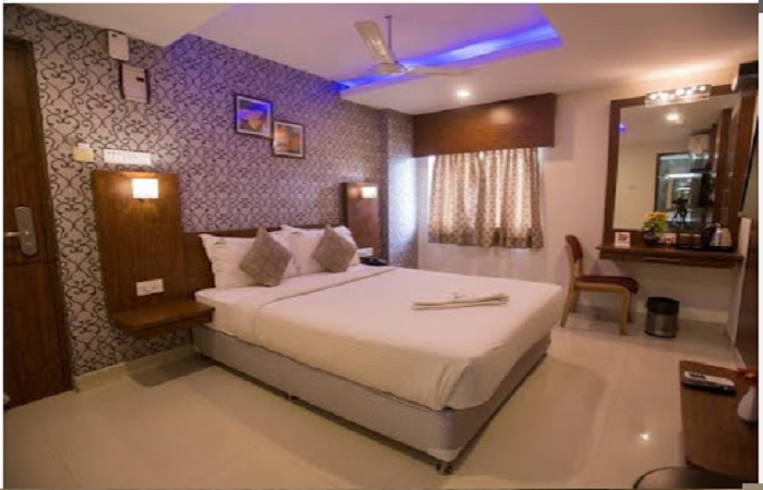 1 x Deluxe Room