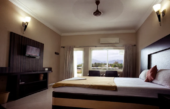 1 x Deluxe Room