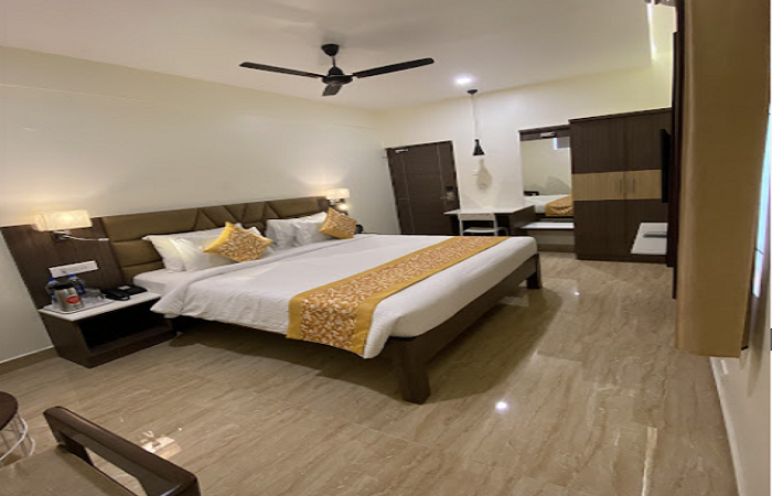 1 x SUPERIOR SUITE