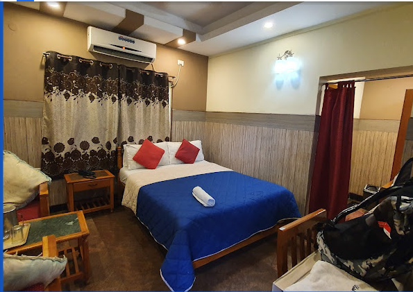 1 x DELUXE DOUBLE ROOM