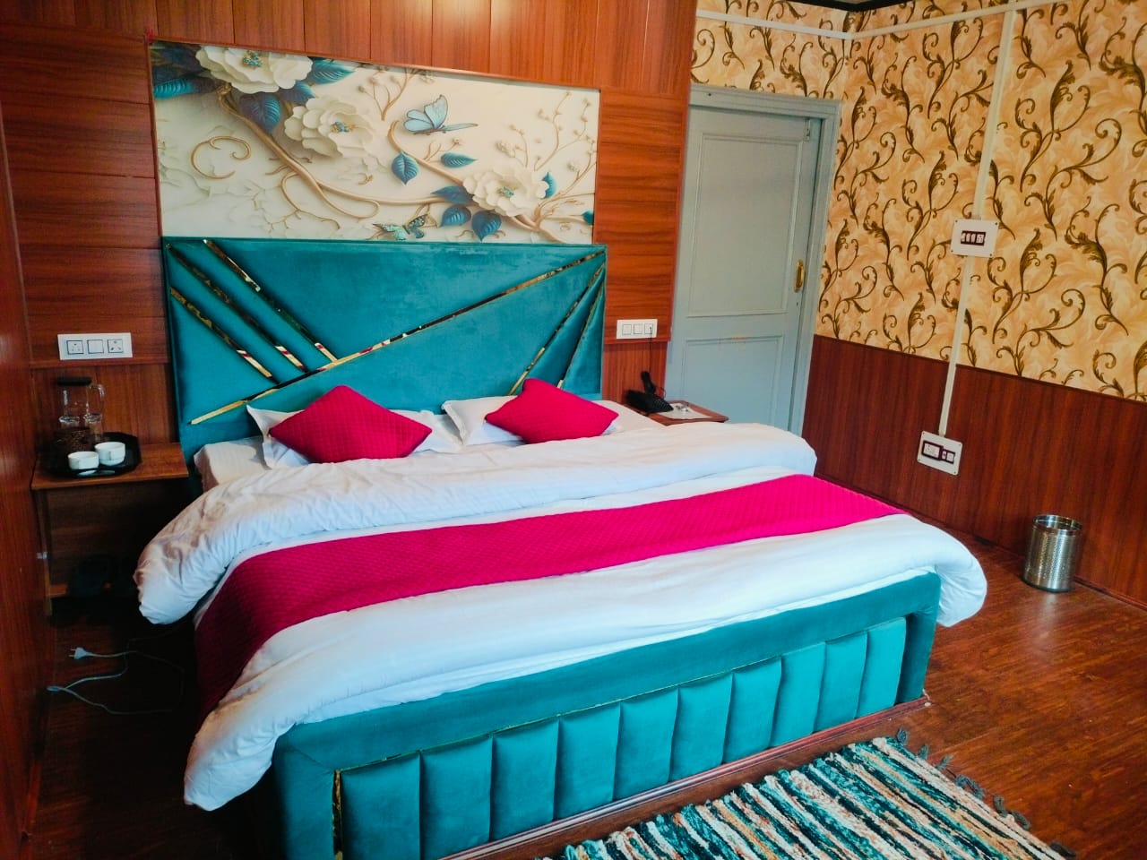 SUPER DELUXE ROOM