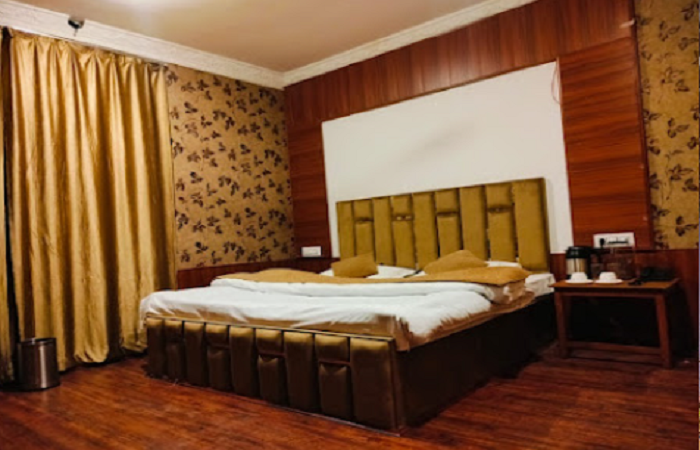 1 x SUPER DELUXE ROOM