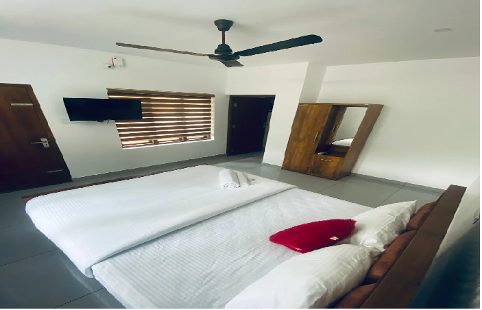 1 x Grove Villa - 2 Bed Room Villa