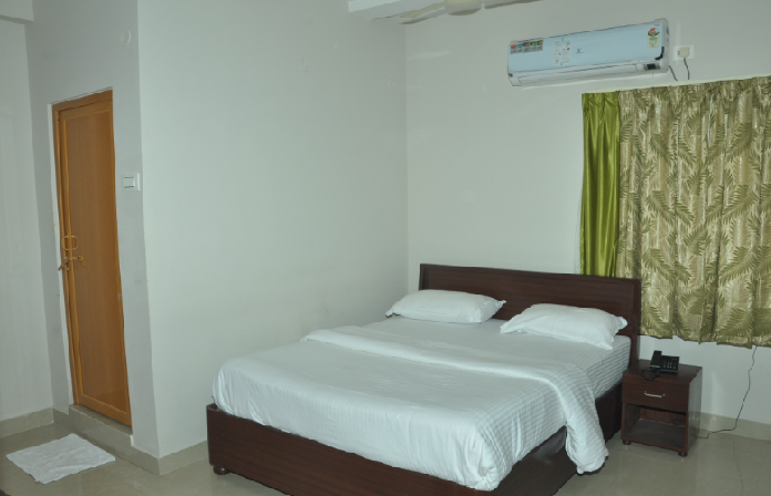 1 x A/C Deluxe Room