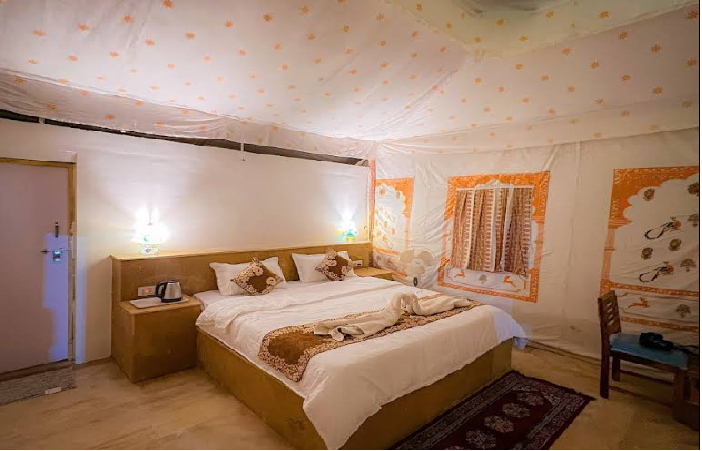 1 x Oman Luxrious  Tent