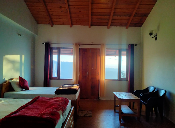 1 x Tripple Bed Room 