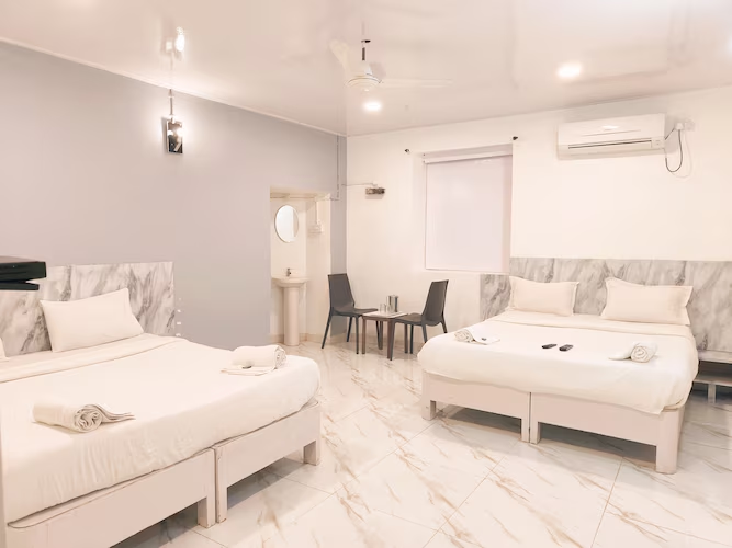 1 x Deluxe Family Room AC