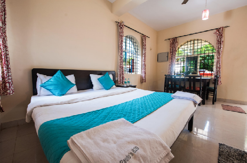 1 x Deluxe Double Room with Balcony 