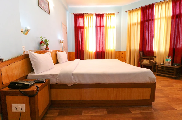 1 x Mountain view room