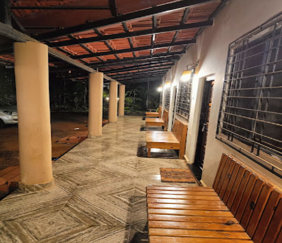 Shiv Shrushti Holiday inn Photos