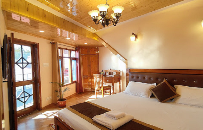 1 x Standard Single Room with double bed