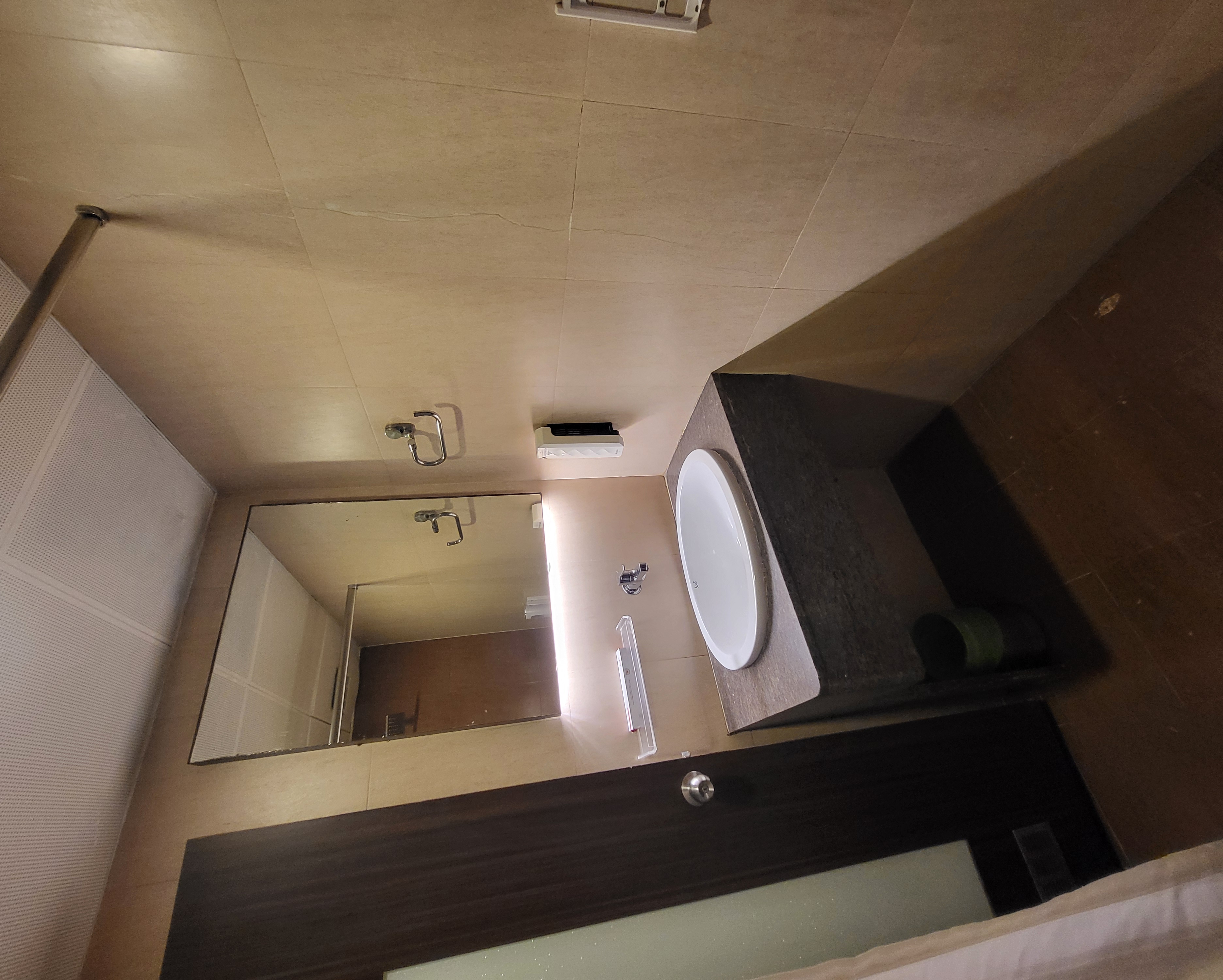 1 x Executive Room	