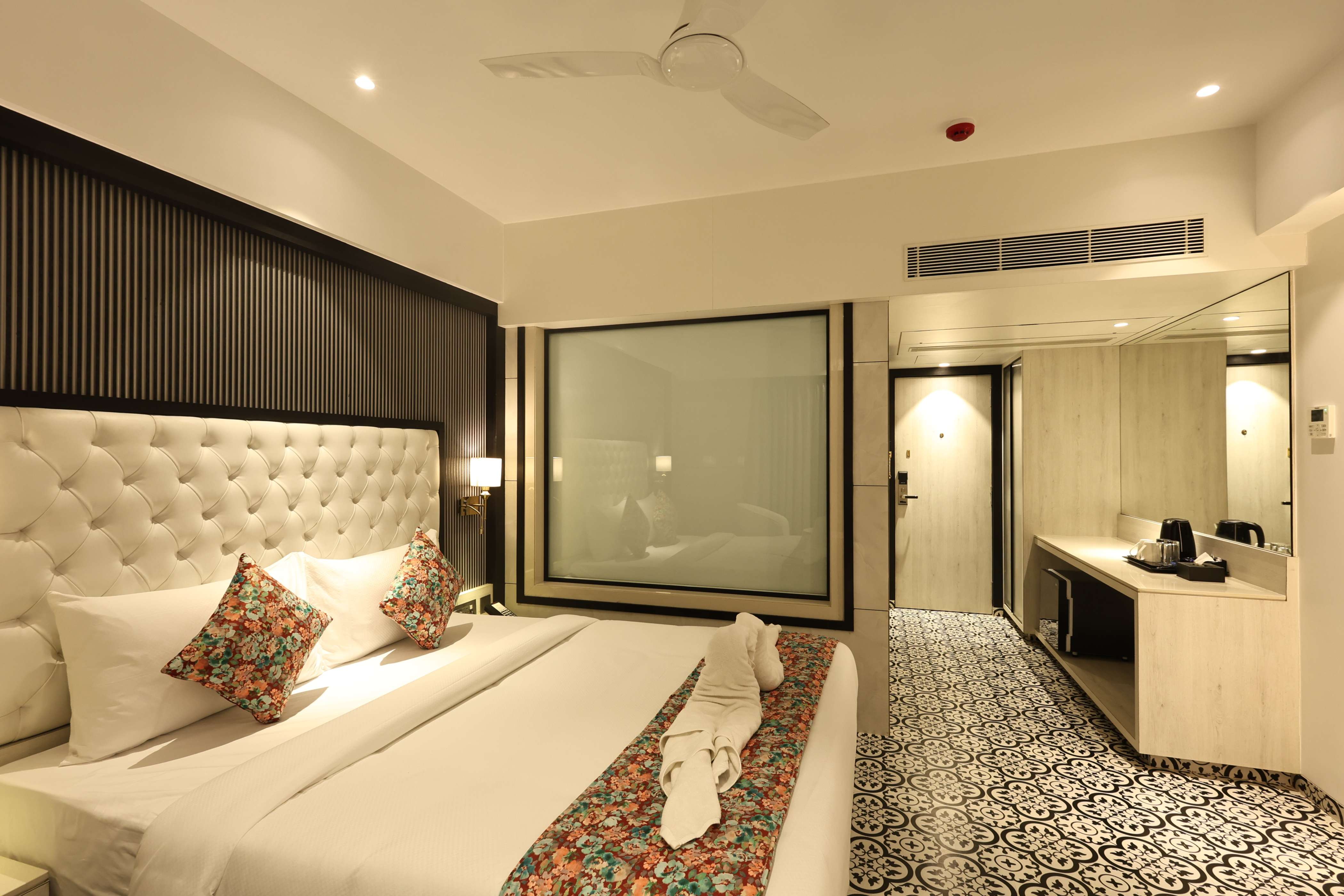 Executive BathTub Room