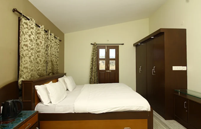 1 x Two Bed Villa with Balcony