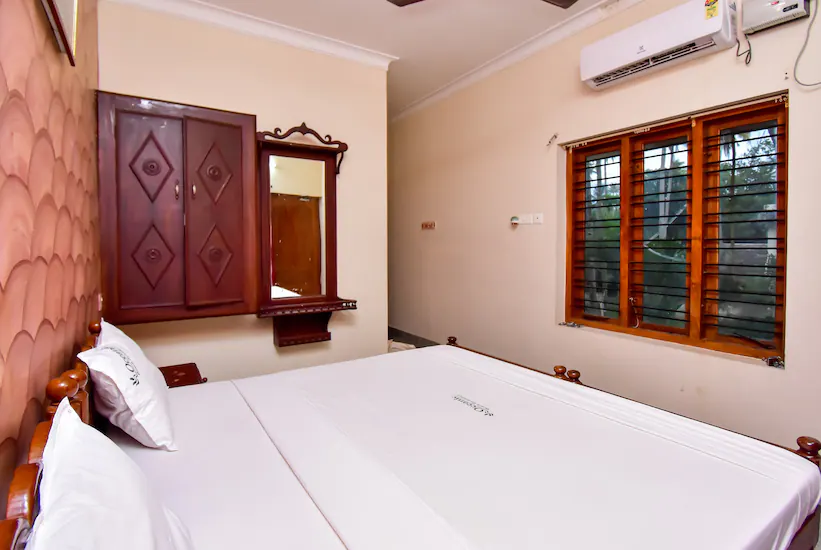 Oceanic Beach Residency | Standard Deluxe A/c Room