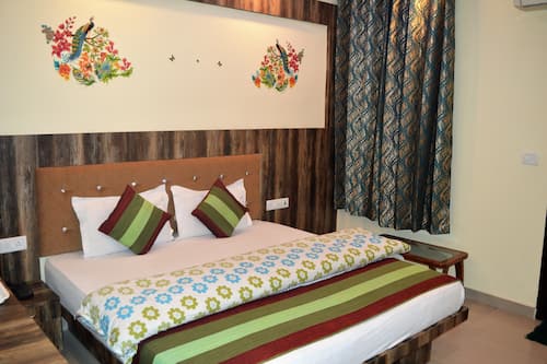 Cottage Ganga Inn | Delux Double Bed With Free Wifi