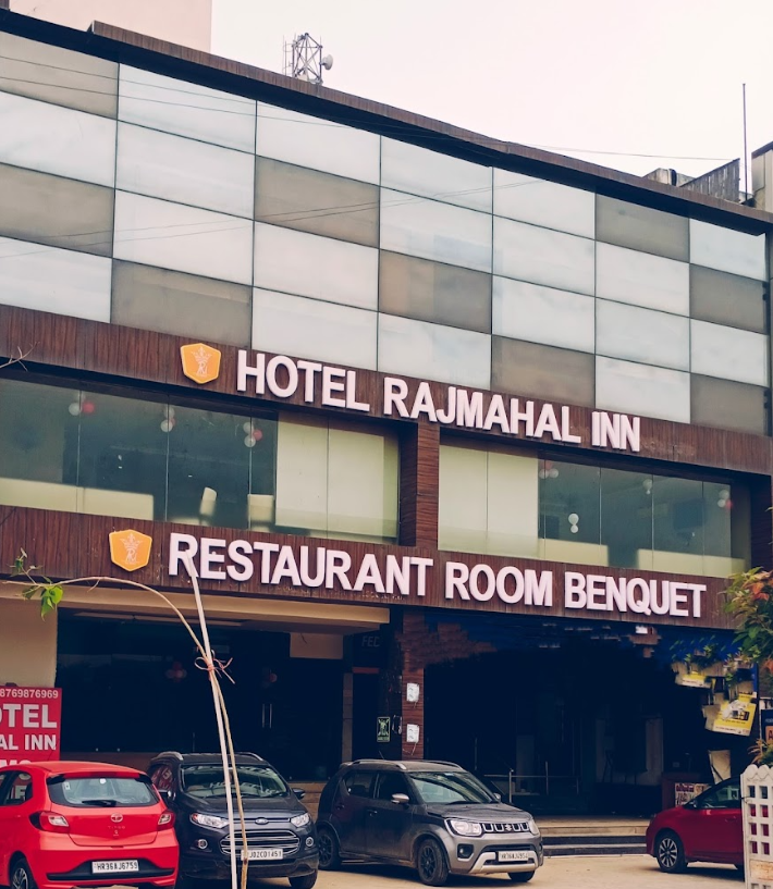 Hotel Rajmahal Inn Photos