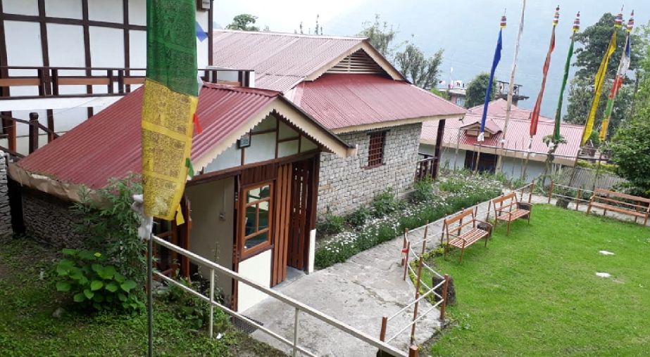 Daragoan Retreat (Gurung Homestay) Photos