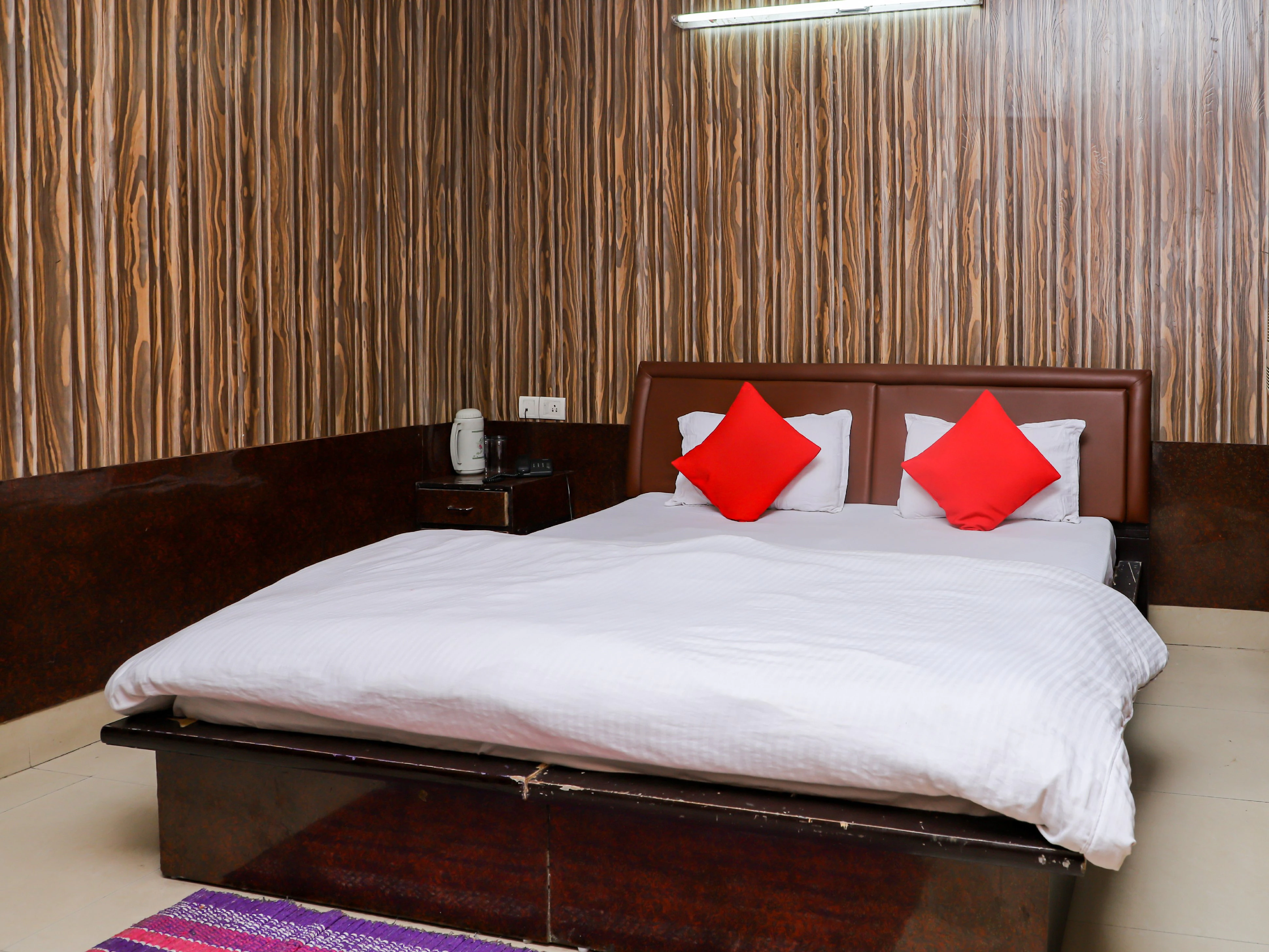 Hotel Akash Faridabad | Deluxe rooms 