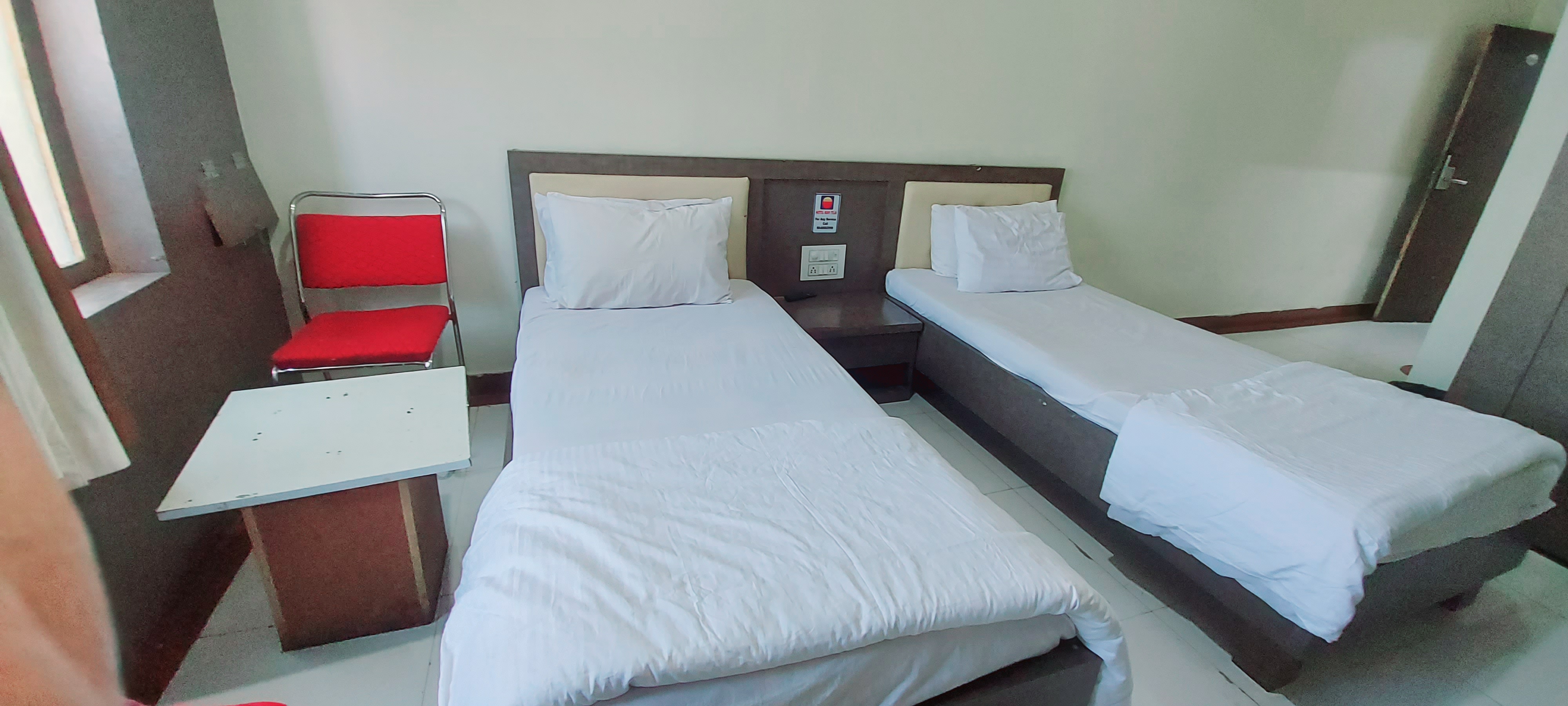 Hotel Ravi Teja | AC Standard Room