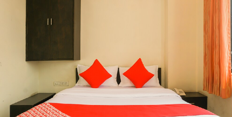 Hotel Radha Krishna Residency | Deluxe Room