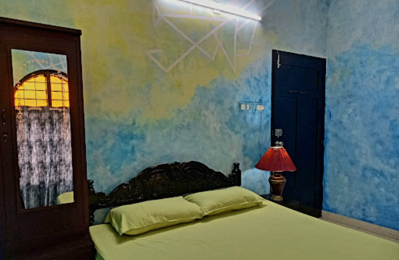 Santa Maria Hostel Fort Kochi  | QUEEN DELUXE AC DOUBLE ROOM 