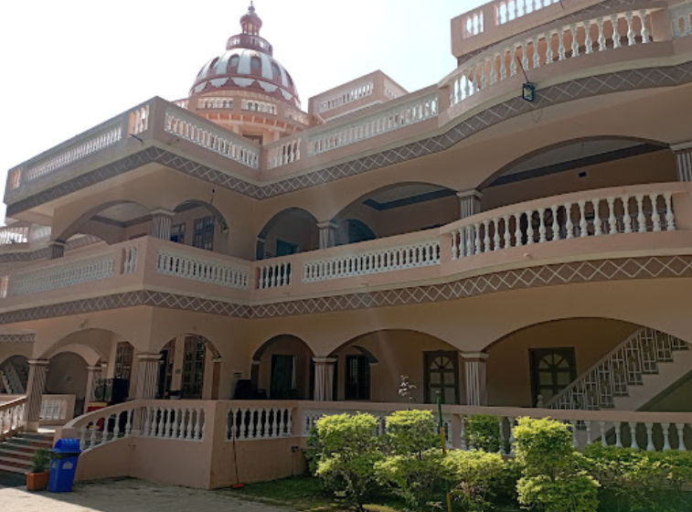 Jains Royal Palace Resorts (previously Kings Park resort) Photos