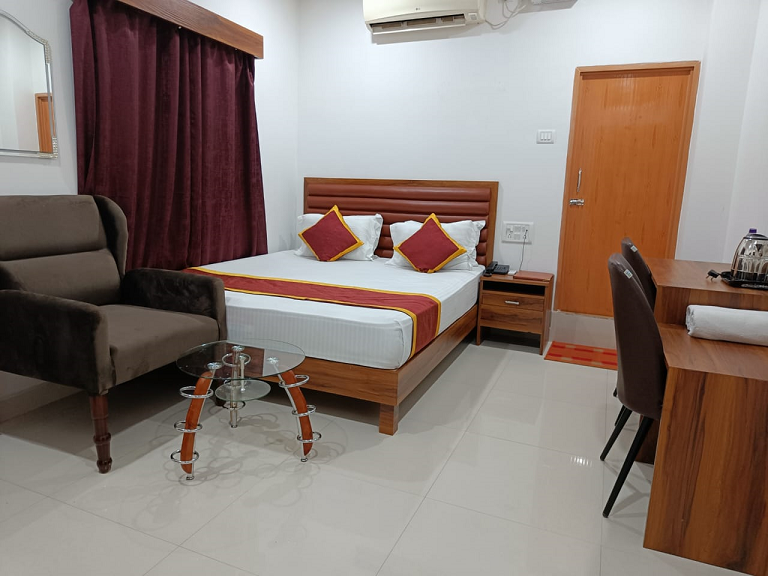 HOTEL EXECUTIVE INN | Deluxe Single Room