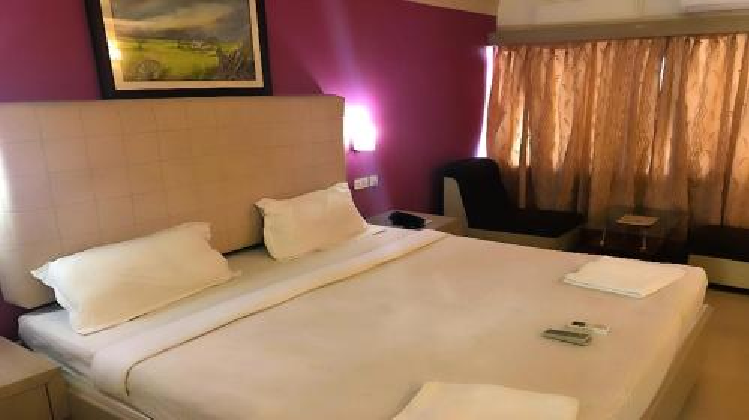 River View Hotel   Vellore | AC ROOM