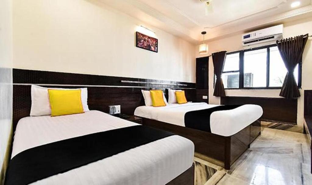 Hotel Shirdi Inn | 3 BED A/C ROOM