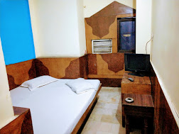 Mahesh Guest House | Double Bed Non  AC 