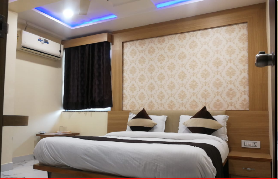 Hotel new Pathik | DELUXE ROOM AC