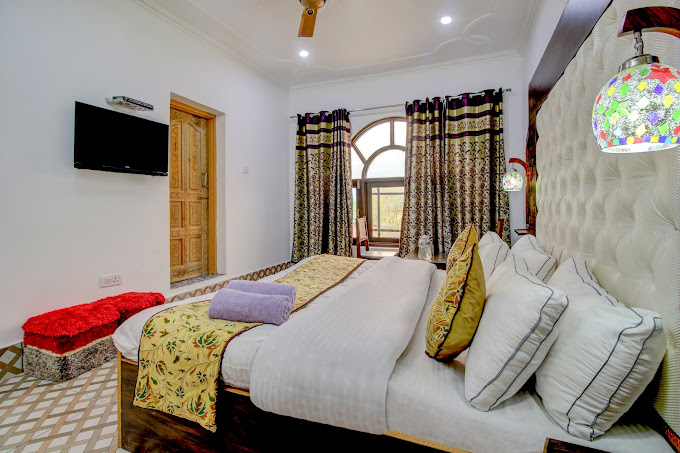 HOTEL ROYAL HAMEED | DELUXE ROOM