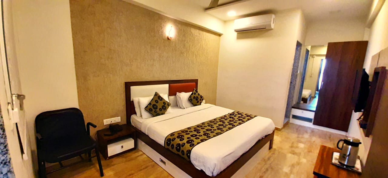 Hotel Progressive Inn | AC DELUXE ROOM