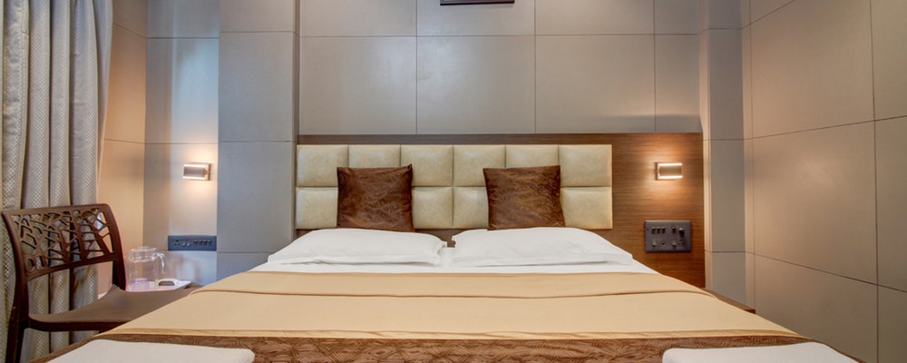 Hotel Leela residency | Semi Deluxe Room 