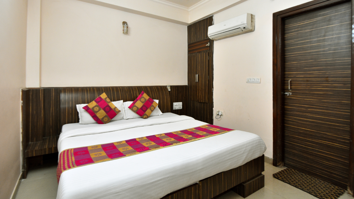 Hotel Metro Jaipur | Deluxe Room