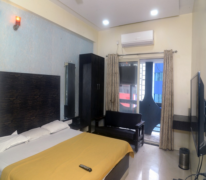 1 x Deluxe Ac Room 