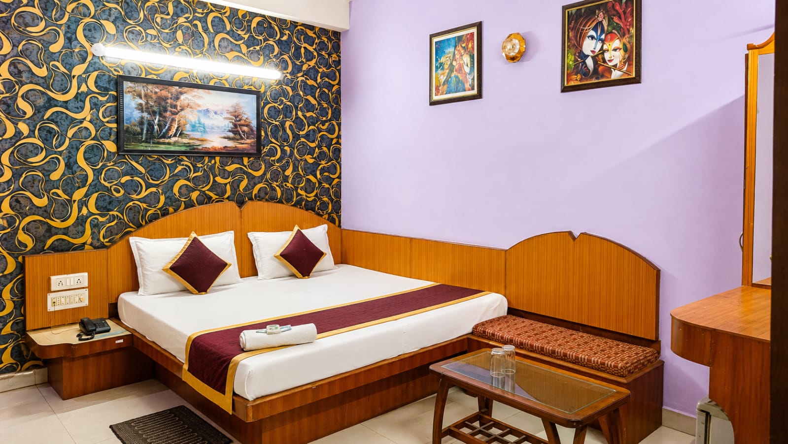 Delux Double Bed With Free Wifi