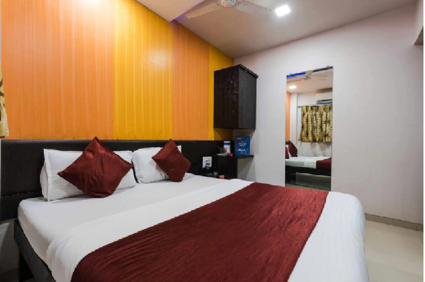 Hotel Golden Sagar | Deluxe Room