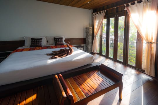 1 x Deluxe Room1