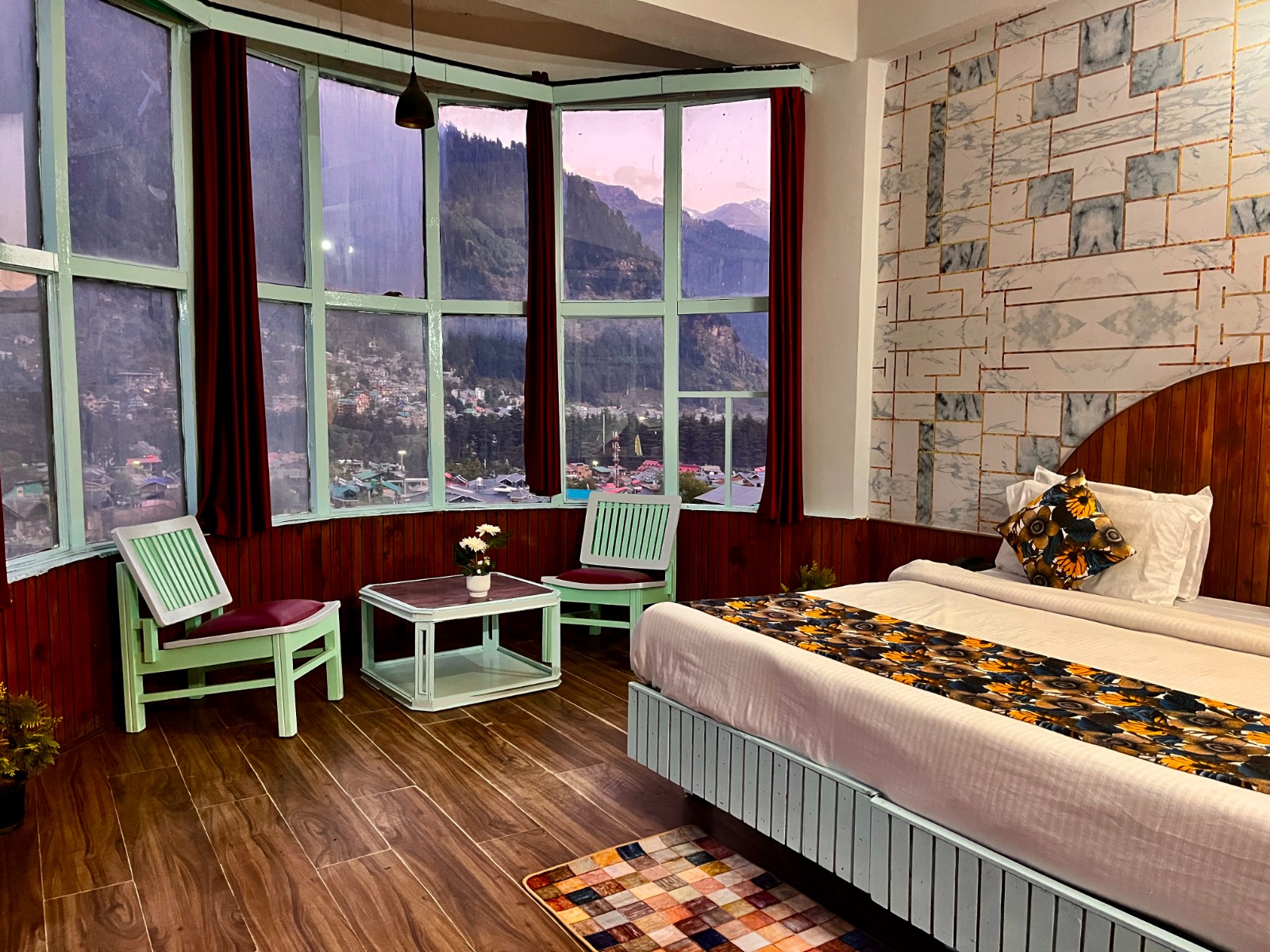 Superior Deluxe Room  With Mountain View