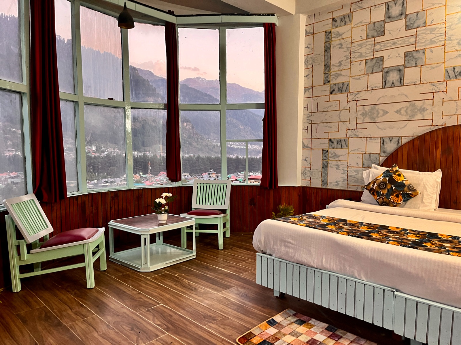 Superior Deluxe Room  With Mountain View