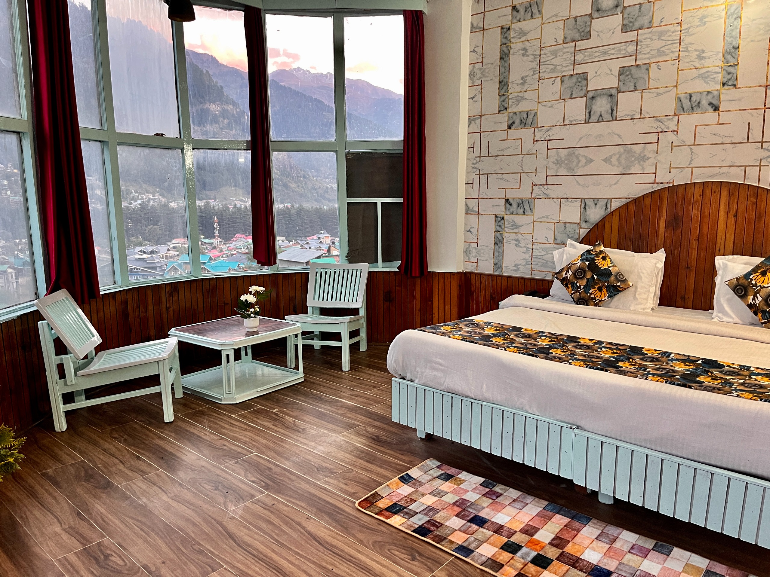 Superior Deluxe Room  With Mountain View