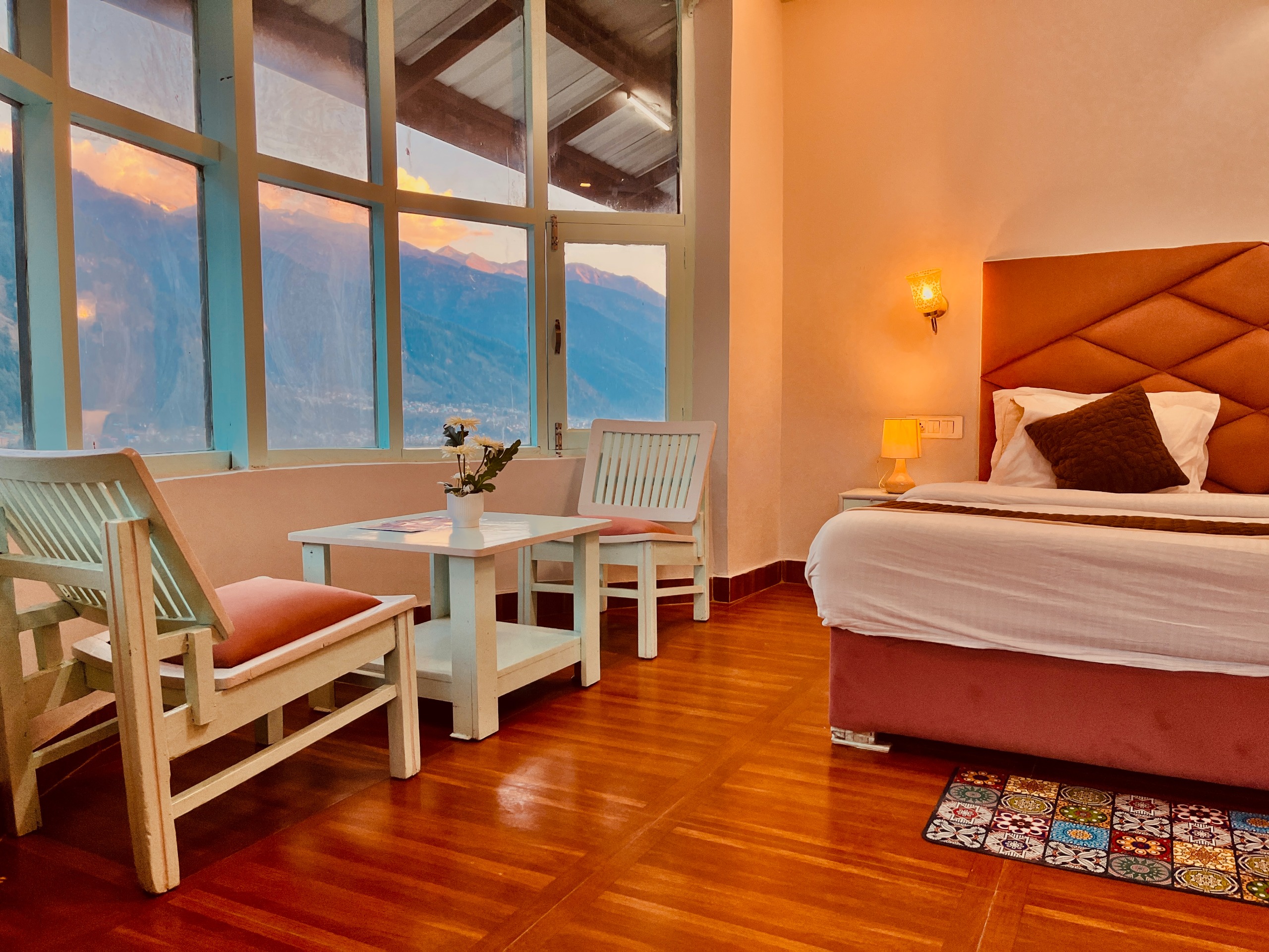 King Room With Mountain View
