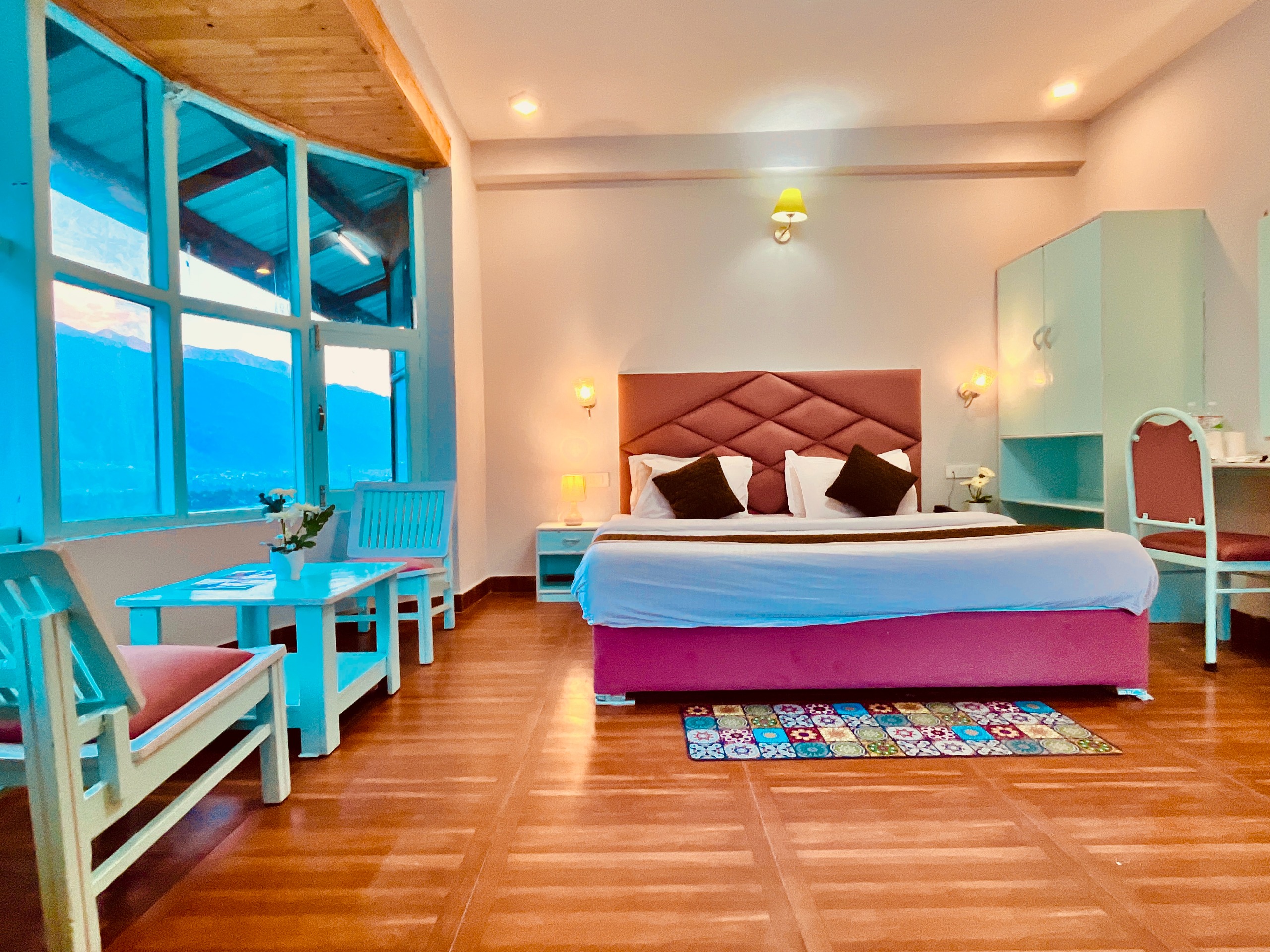 King Room With Mountain View